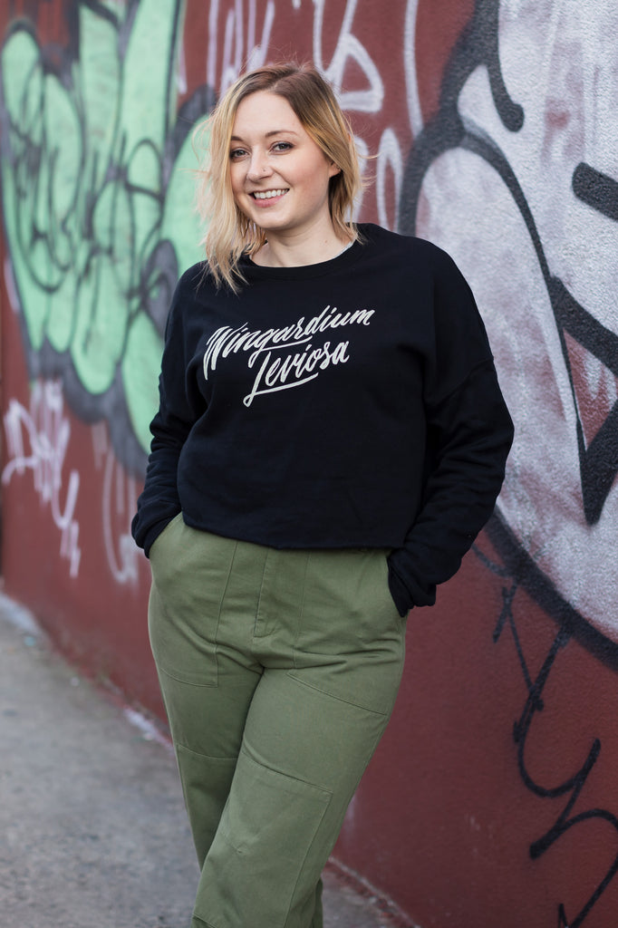 Leviosa Crop Sweatshirt