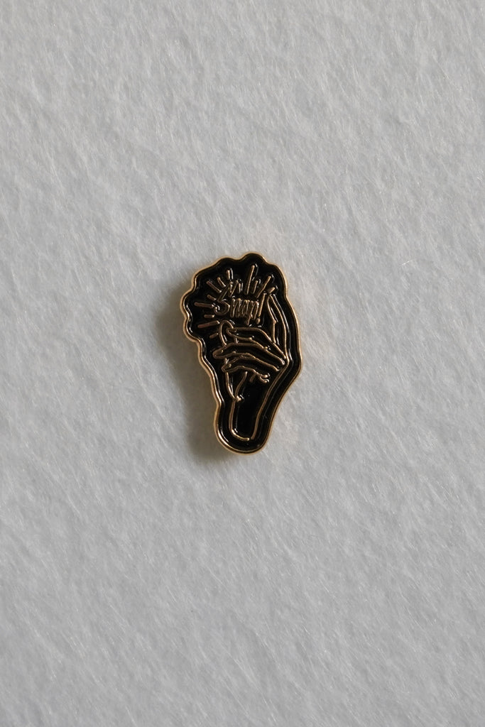 Snap! Enamel Pin | Patreon Pin Club