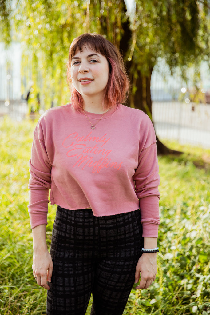 Calmly Eating Muffins Fitted Crop Sweatshirt | The Importance of Being Earnest